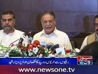 Minister slams Imran, says rally inflicted Rs4 billion loss on business