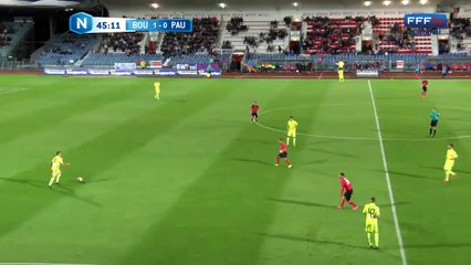 Belle action conclue par une sortie de but
