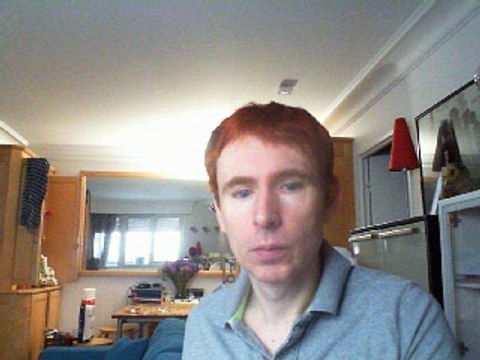 Wiwi égratigne l'amour décadent de Marc Lavoine