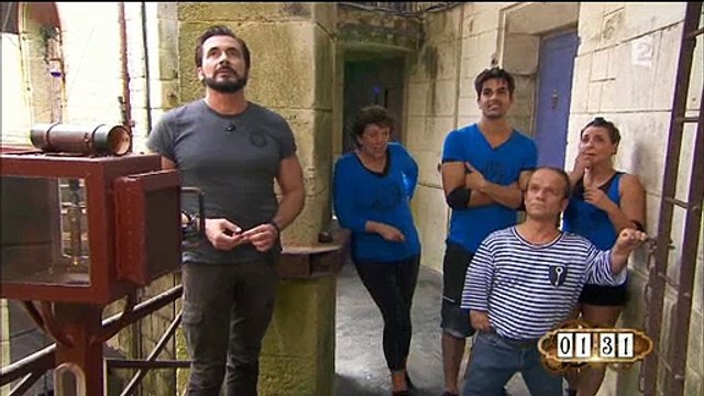 Le comédien Thierry Samitier se retrouve nu dans Fort Boyard lors d'une épreuve - Regardez