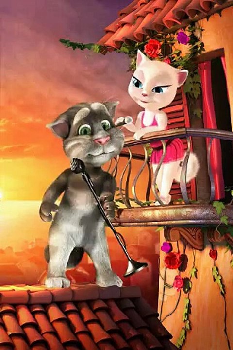 Tom ama Angeela cantano