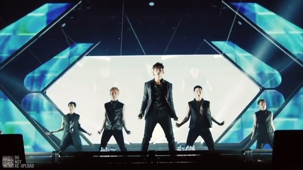 Taecyeon (2PM) - Never Give Up  @ Six 'HIGHER' Days