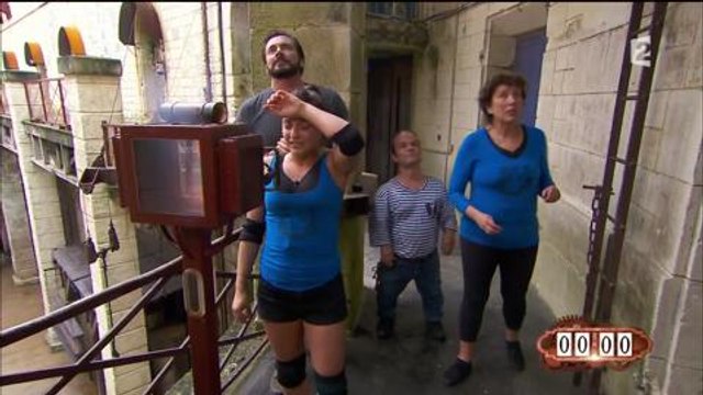 Fort Boyard : Thierry Samitier, déculotté, provoque un énorme fou rire