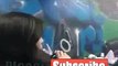 Video gokil, keren, aksi wanita membuat bola asap rokok bikin tercengang !