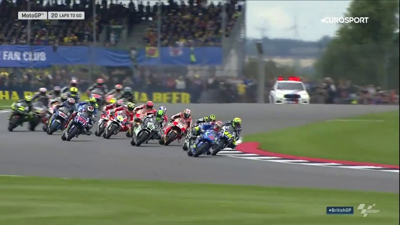 Gros crash moto entre Loris Baz et Pol Espargaro à Silverstone