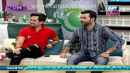 Serious Fight Between a Comedian and Naveed Raza in a Live Show Watch Video