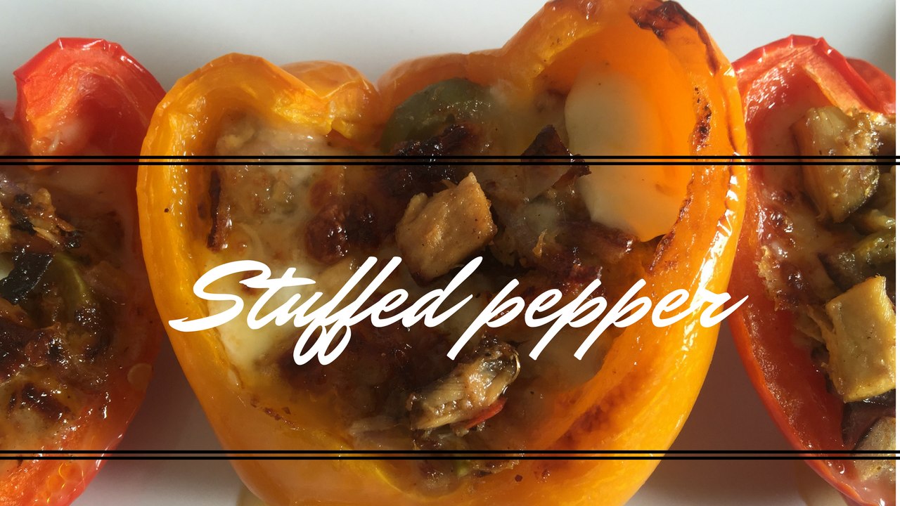 Stuffed capsicum with chicken & mozzarella|Stuffed Peppers|Stuffed Capsicum recipe|Baked capsicum