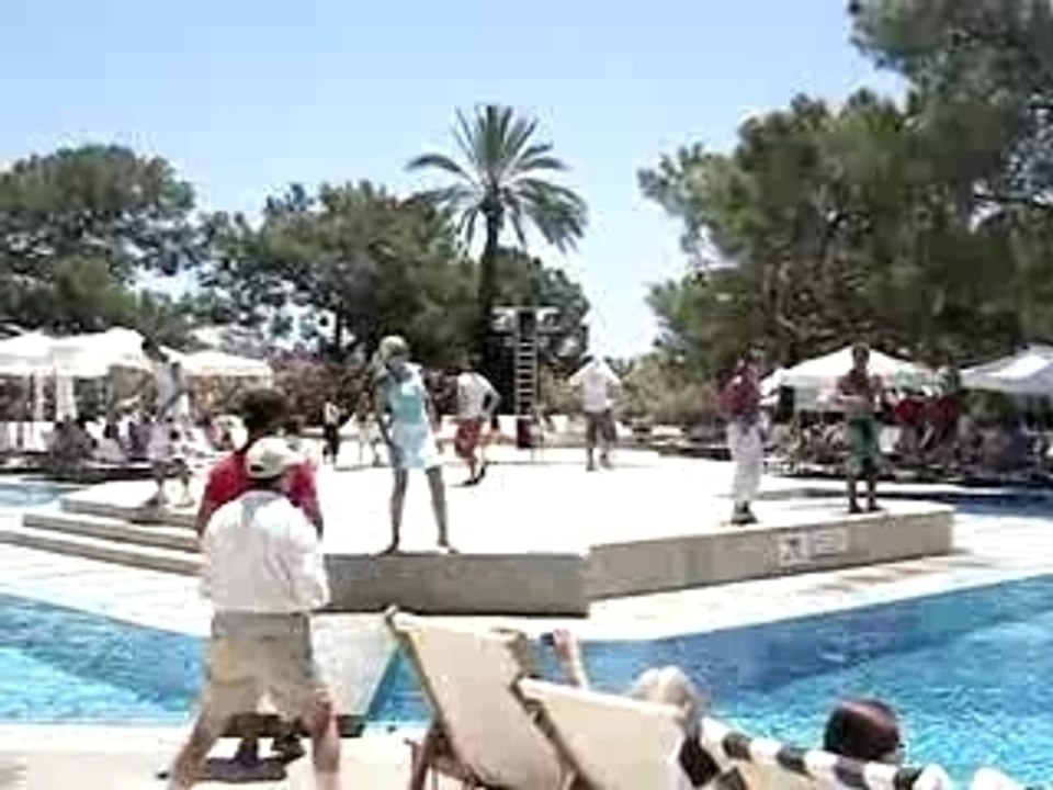 Extrait Crazy Signs Beldi 2007