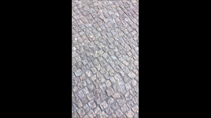 Mientras caminaba grave el camino, y lo que encontre