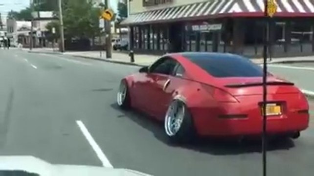 Çarpık Bacaklı Yollarda Hayat Onun İçin Çok Zor Zevk Meslesi Diyenler? :D