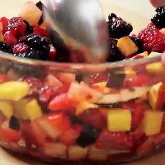 How To Make Fruit Salsa with Cinnamon & Sugar Chips