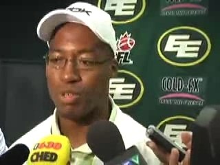 Henry Burris scrum, Aug. 3