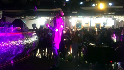 Daydreams - Soobin Hoàng Sơn live at minishow & birthday party 4/9/2016