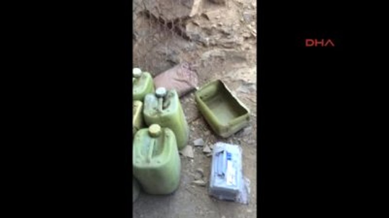 Hakkari - Çukurca'daki Operasyonda Çok Sayıda Mühimmat Ele Geçirildi