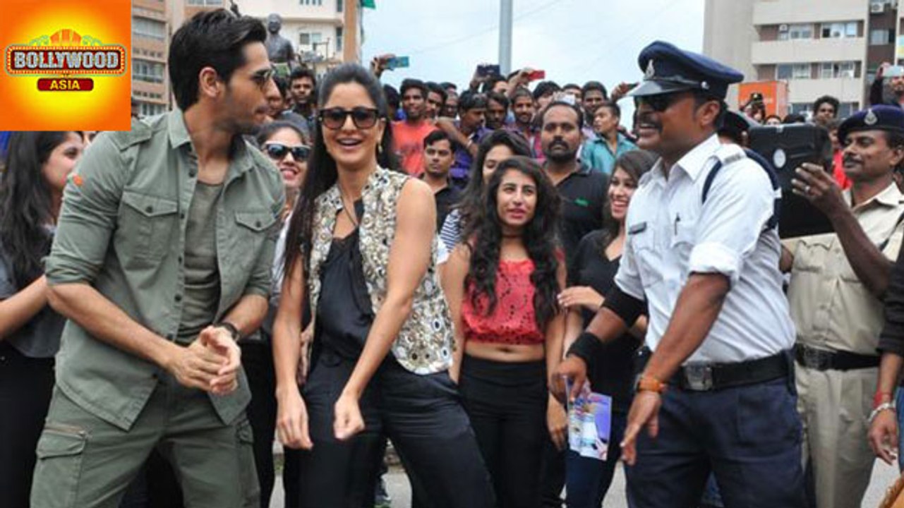 Katrina Kaif & Sidharth Malhotra Dancing With P...
