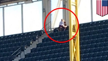 มีเพศสัมพันธ์ระหว่างเกมส์เบสบอล ระหว่าง New York Mets กับ Cleveland Indians