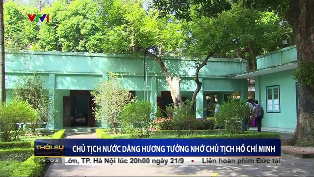 Chủ tịch nước Trần Đại Quang dâng hương tưởng nhớ Chủ tịch Hồ Chí Minh