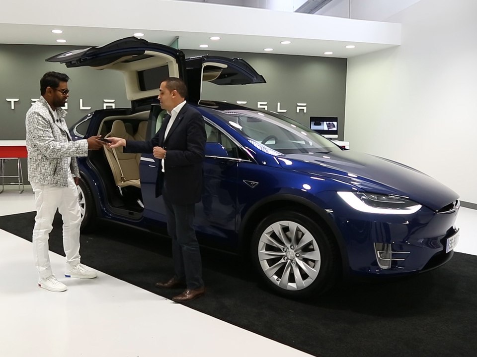 Rencontre avec le 1er propriétaire de Model X en France