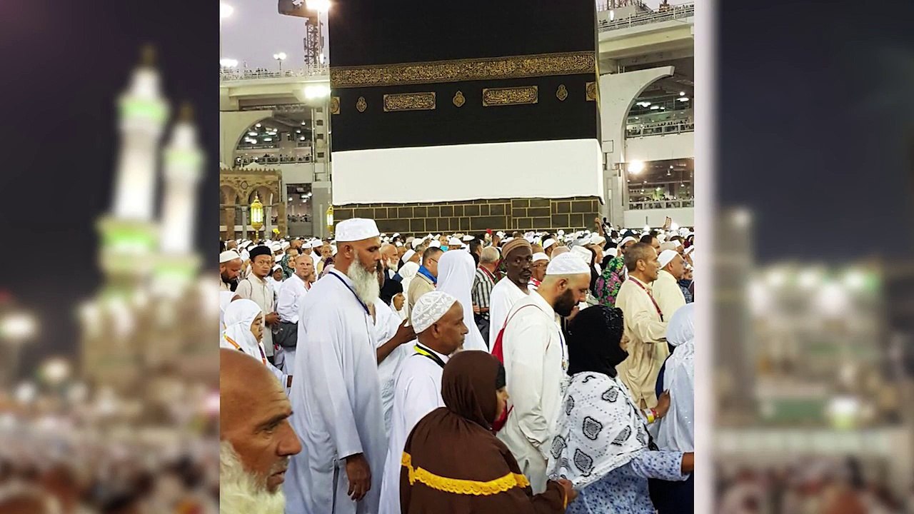 صوت الآذان من الحرم المكي