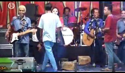 Kelayung Layung Ratna Antika Monata Live Arosbaya Bangkalan 2016