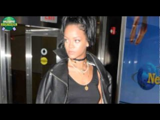 Rihanna Topless Flashes Nipples At Airport