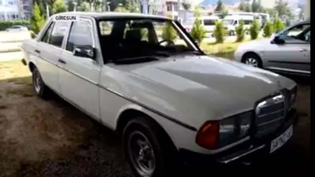 Kullandığı Bu Otomobil Bir Zamanlar Kemal Sunal'ın Arabasıydı Şimdi Gözü Gibi Bakıyor - İhlas Haber Ajansı