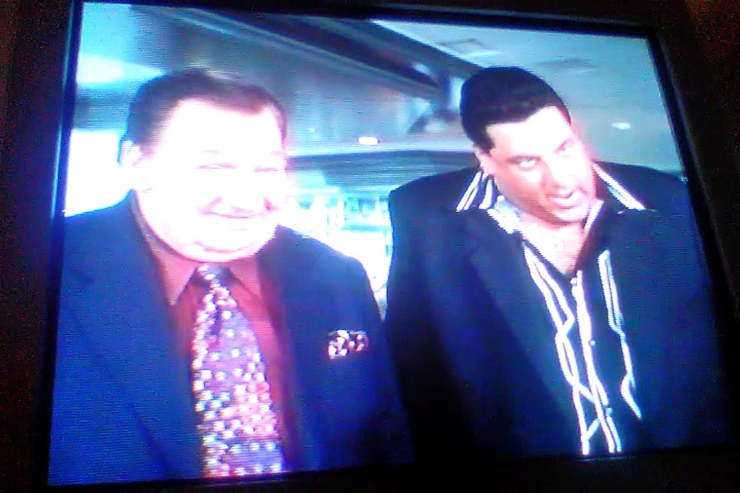 Opening To Willy Wonka & The Chocolate Factory 2001 VHS