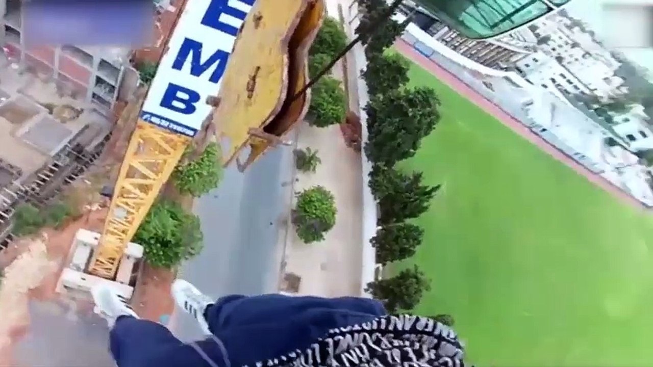 The man makes the chin-ups