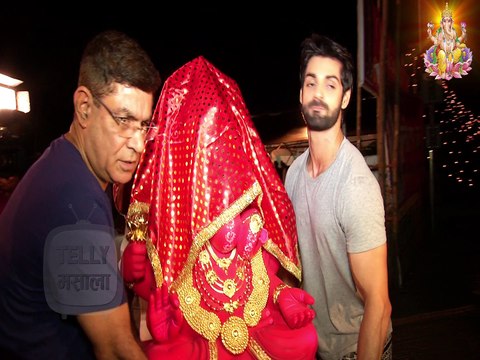 Actor Karan Wahi At Ganpati Pandal With Family | Ganesh Chaturthi Special 2016