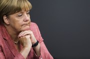Merkel asume la derrota electoral