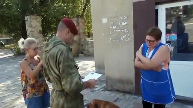Что принес им русский мир - вдовам боевиков на Донбассе вручают похоронки