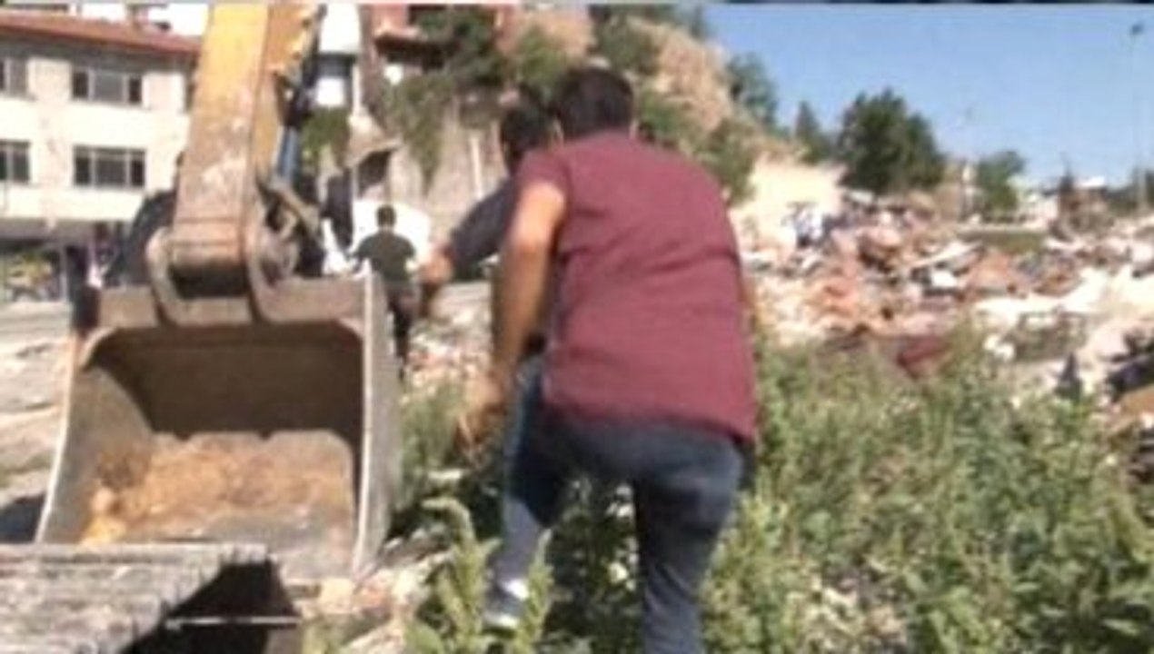 Başkentte Gecekondu Yıkım Ekibine Ateş Açıldı