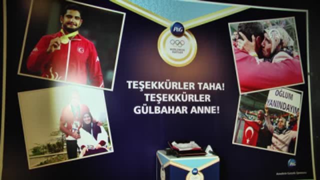 Taha Akgül'ün Annesi Gülbahar Akgül: Çok Çalışarak Bu Başarıyı Elde Etti