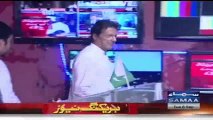 Imran Khan visits SAMAA NEWS office , SAMAA NEWS anchors take selfies with Imran Khan