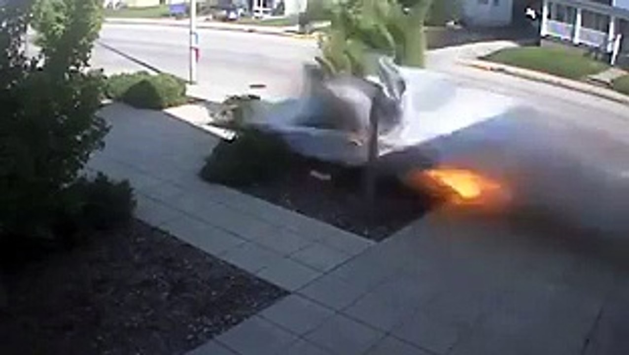 Un chauffard se crashe à 160 kmh alors que la rue etait limitée à 40 kmh