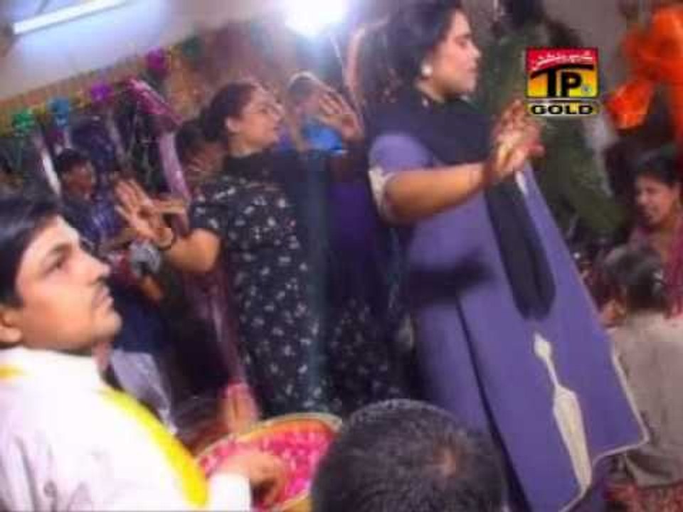Mehndi Lavan Aaiyan.