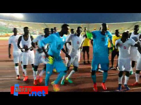 Aliou Cissé et ses lions se régalent après le match