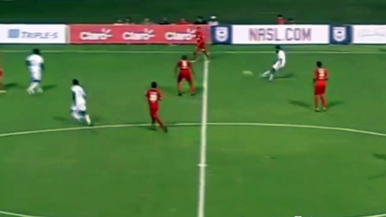 Outch ! Comment peut-il encore marcher après ça ?