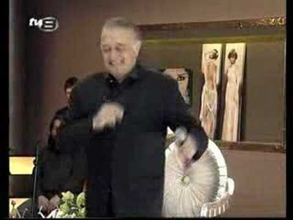 ÖMÜR GÖKSEL-Sevdim Seni Bir Kere