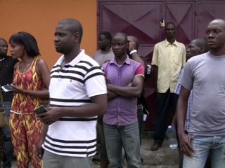 Gabon: émotion chez Ping, les Gabonais arrêtés défilent à la barre