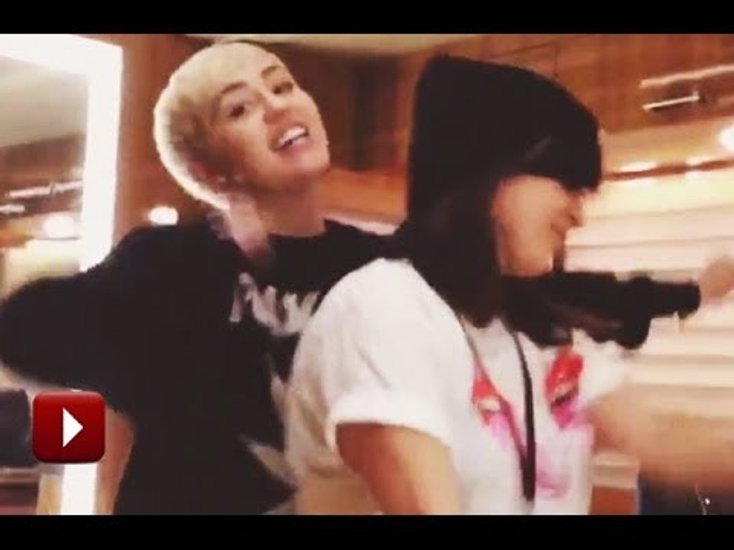 ⁣Miley Cyrus MOCKS Justin Beiber in a Racy New Twerk Video