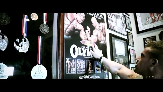 Bodybuilding motivation - Thoughts Become Things -