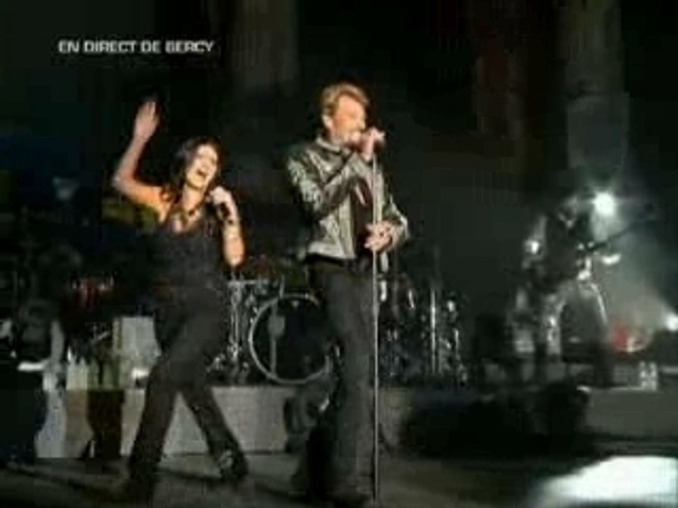 Laura Pausini & Johnny Hallyday - La loi du silence - Clip d