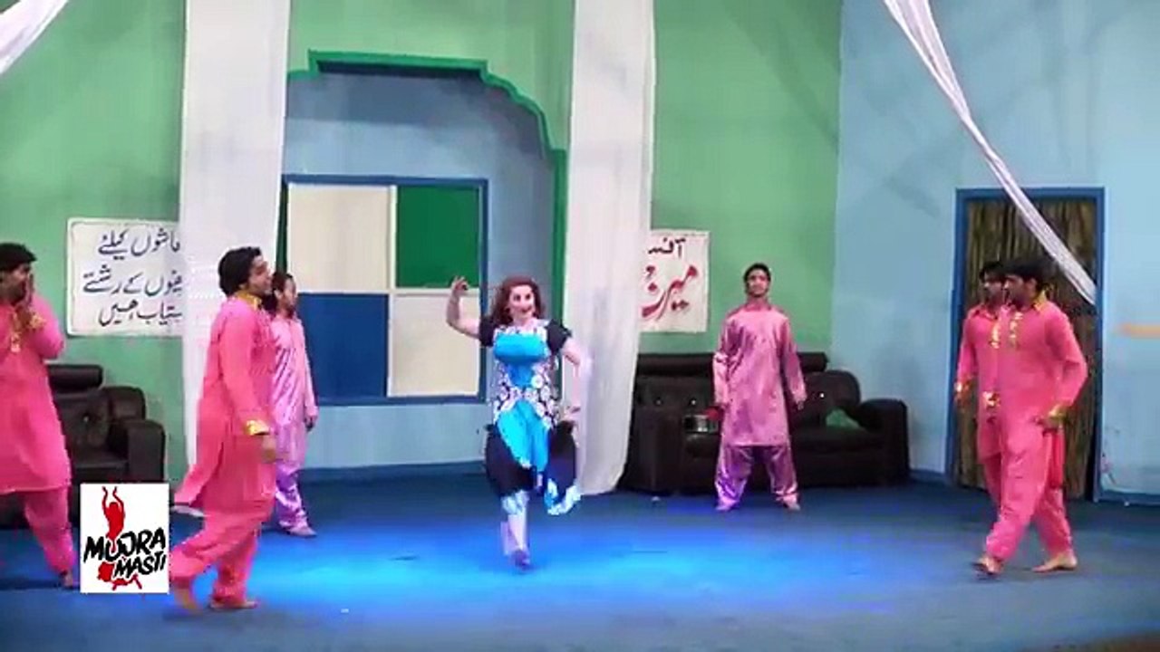 QISMAT BAIG 2016 HOT MUJRA - TAK VE TU DHOLA - PAKISTANI MUJRA DANCE
