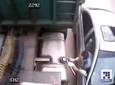 ٹرین کی ڈیزل کی ٹنکی سے سارا ڈیزل نکال کر کس طرح اپنی گاڑی  میں ڈالا دیکھیے اس ویڈیو میں