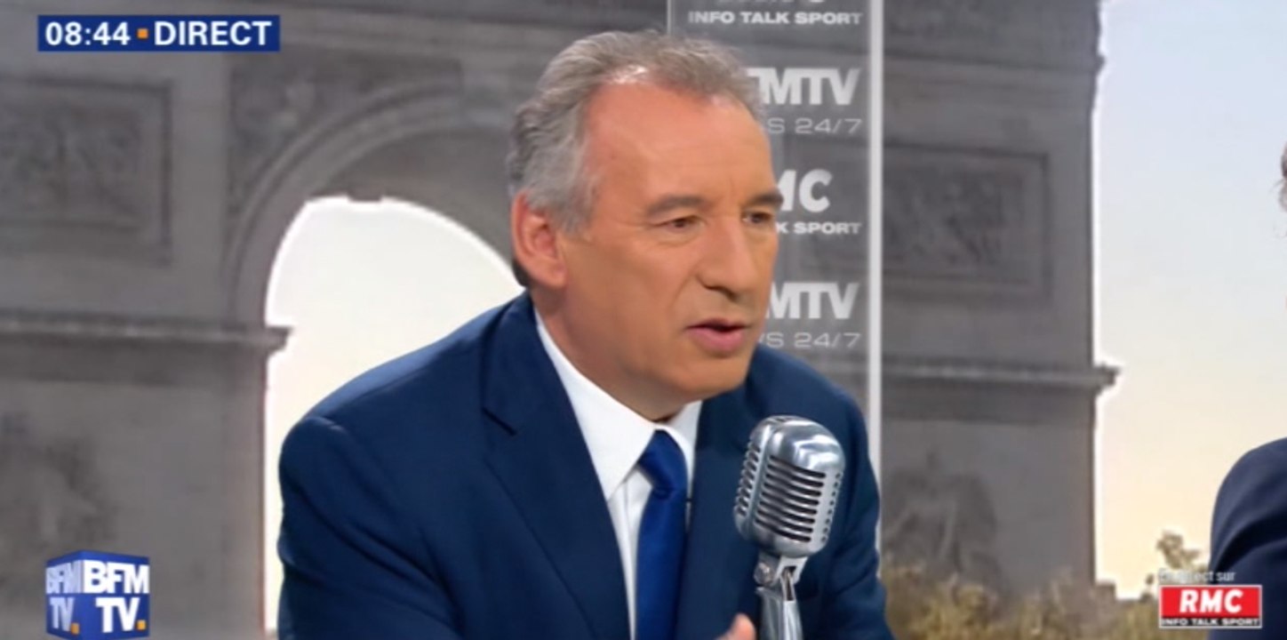 Bayrou dénonce les intérêts financiers derrière Macron
