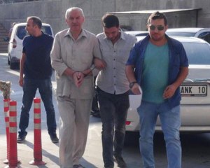 Polisin FETÖ'cü Polisi Yakalamak İçin İlginç Planı: Su Tesisatın Patlamış