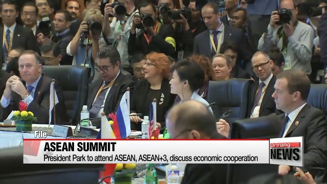 President Park to attend ASEAN, set for talks with Abe