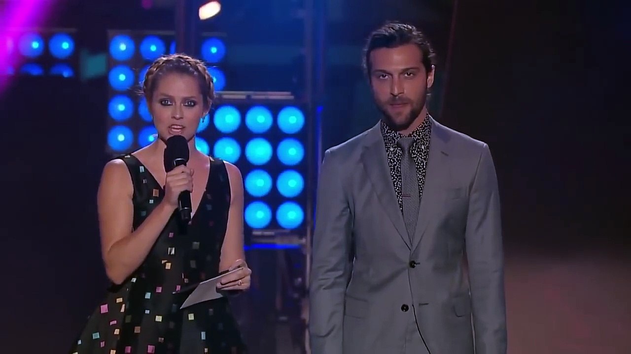 Stephen Amell Wins Ship of the Year | Fandom Awards 2016 | MTV