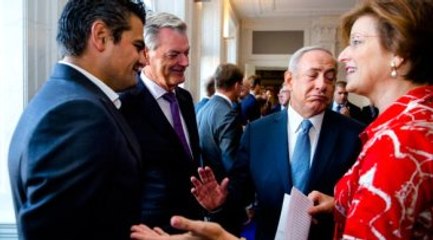 Hollandalı Türk Vekil Netanyahu'nun Elini Sıkmadı